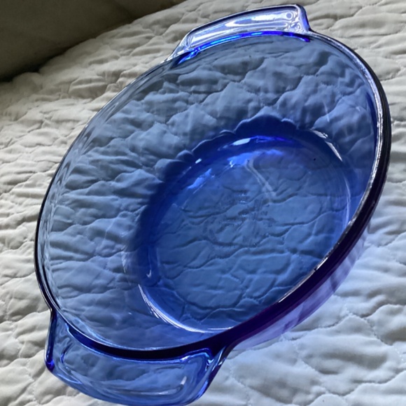 ANCHOR HOCKING COBALT BLUE TEMPERED GLASS 2 QT ROUND CASSEROLE DISH - Picture 6 of 6